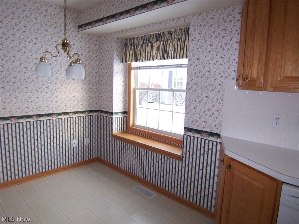 Woodbury Condo - Residential