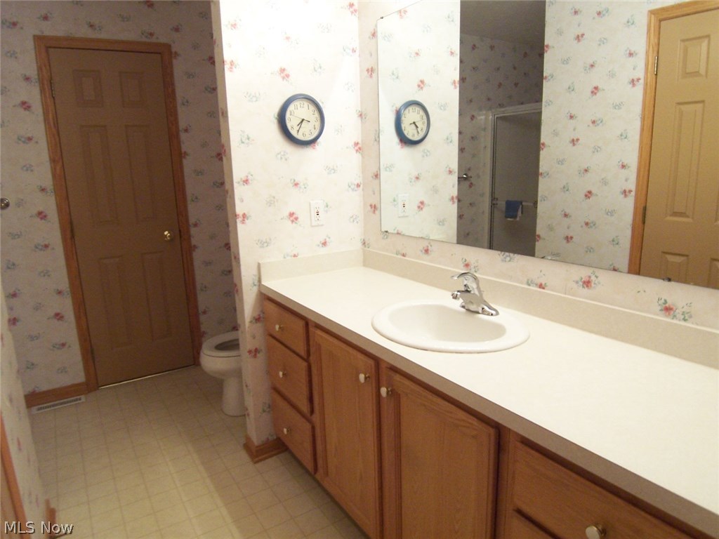 Woodbury Condo - Residential