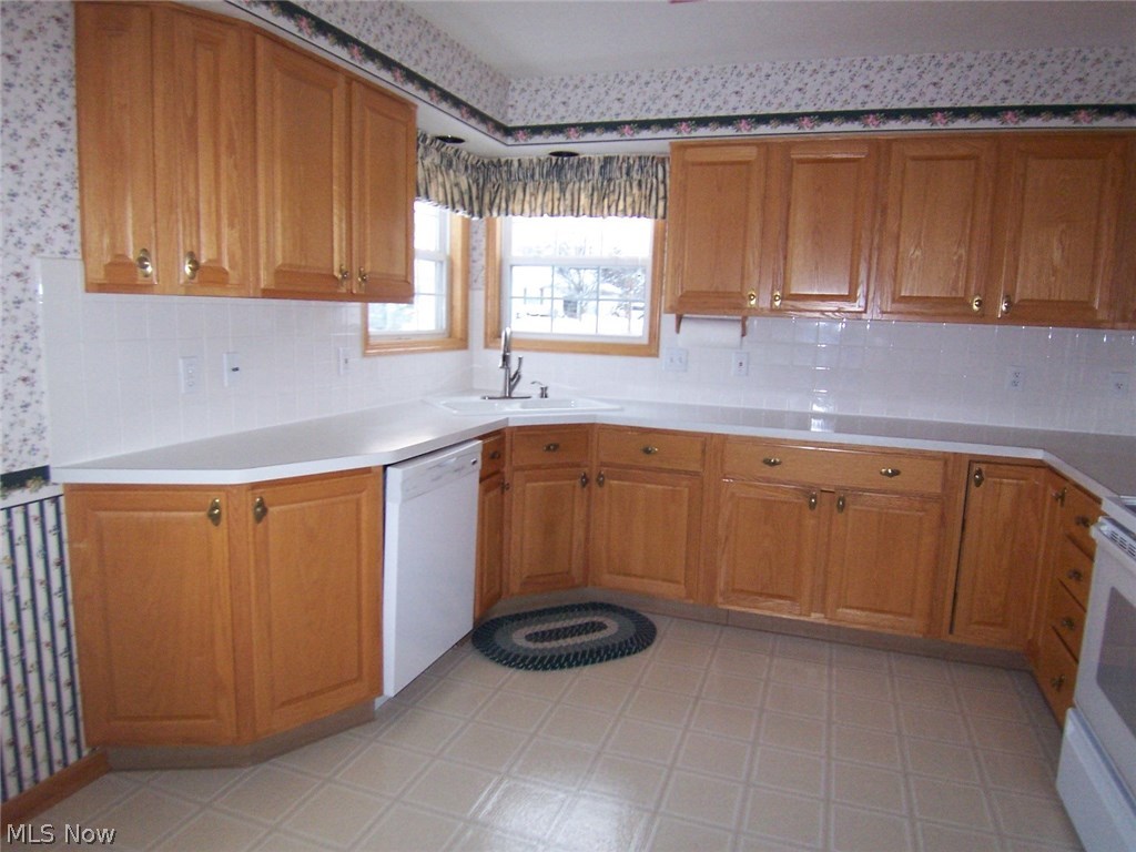 Woodbury Condo - Residential