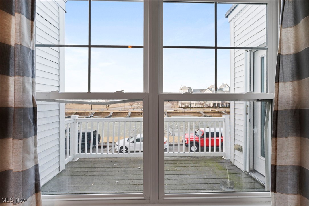 212 E Marina Pkwy, Lorain, Ohio image 17