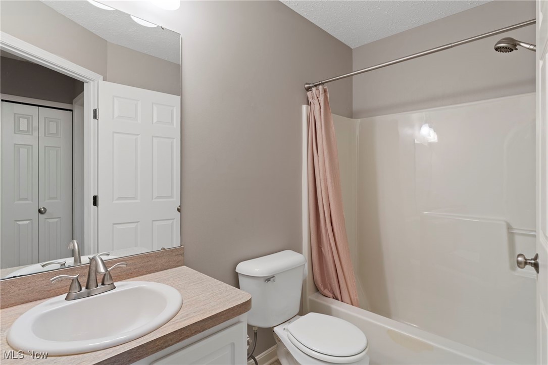 212 E Marina Pkwy, Lorain, Ohio image 27