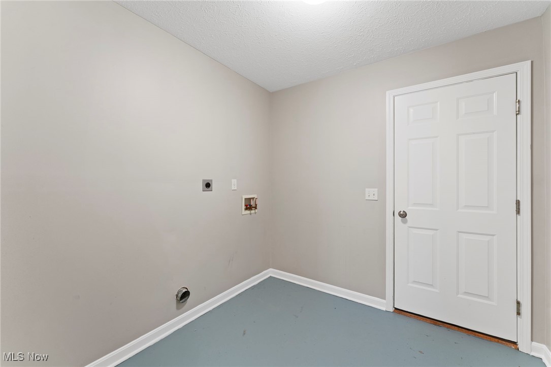 212 E Marina Pkwy, Lorain, Ohio image 6