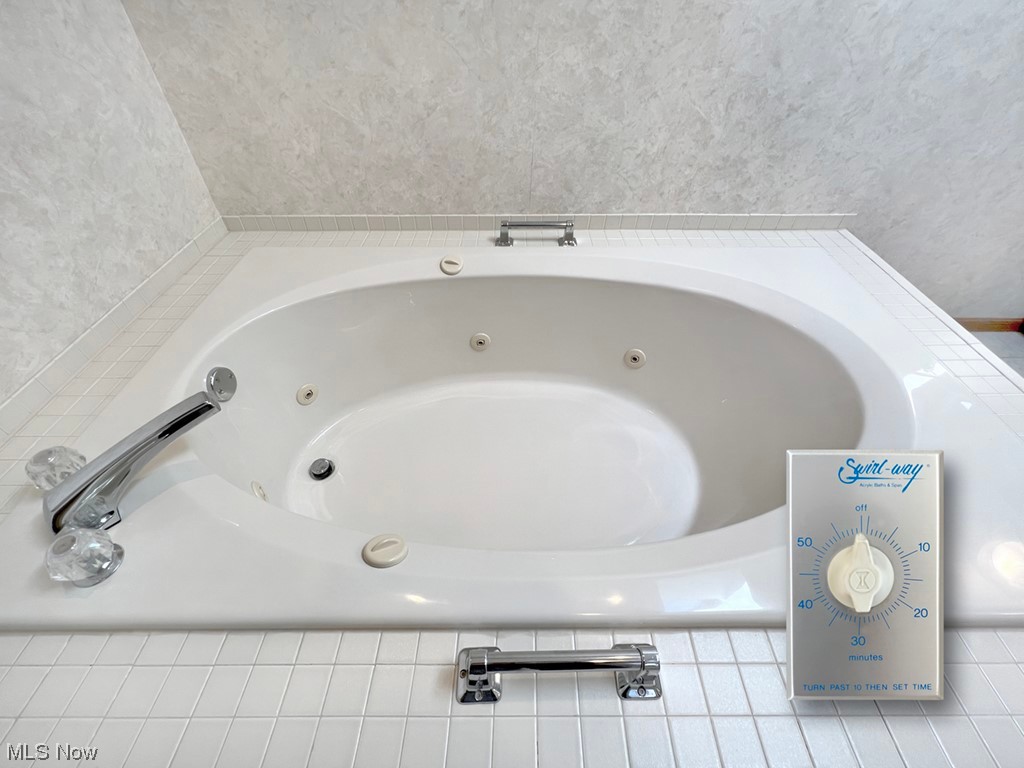 Waterford Land Condo - Residential