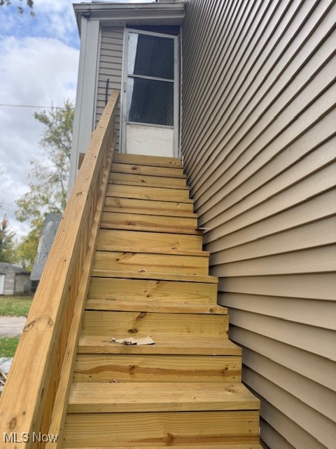 Hoyt - Residential Income