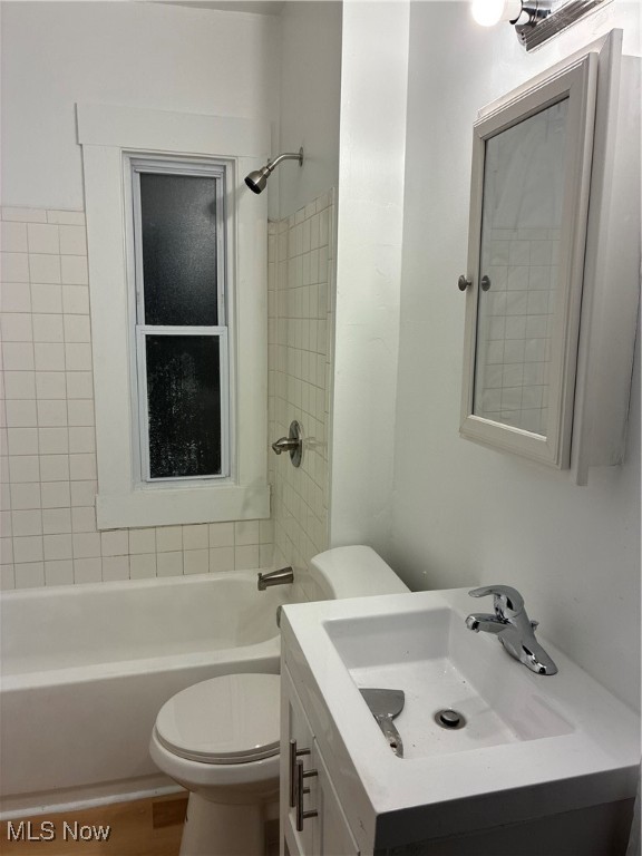 Hoyt - Residential Income