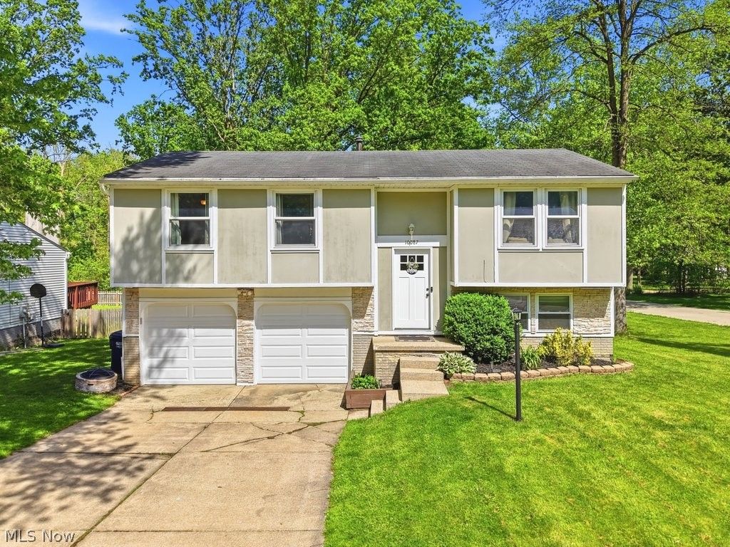 Photo of 10087 Pirates Trail, Aurora, OH 44202 (MLS # 5212058)