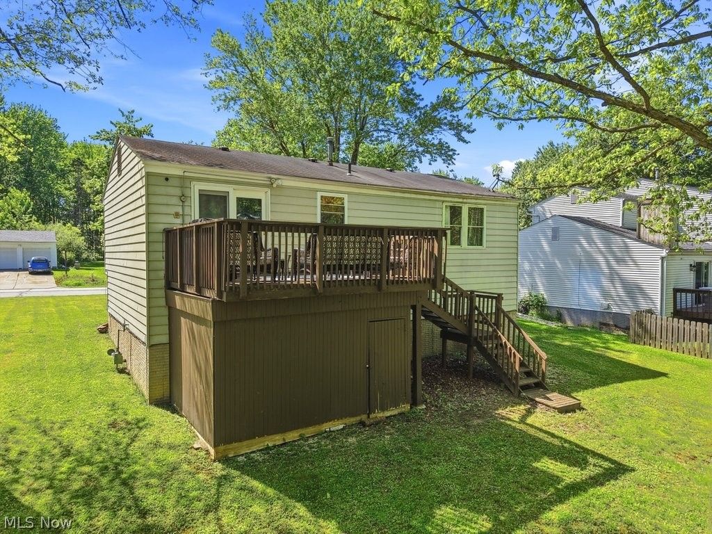 Photo of 10087 Pirates Trail, Aurora, OH 44202 (MLS # 5212058)