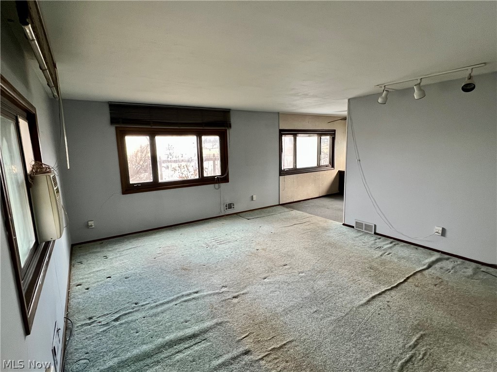 Royal Park - Residential