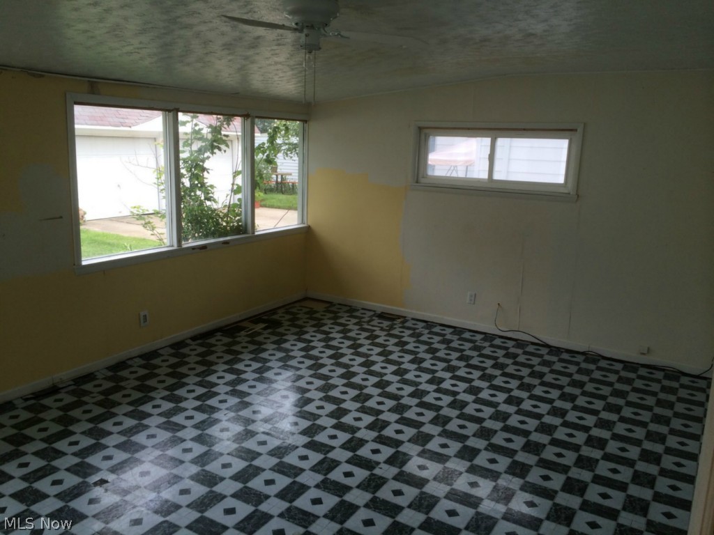 Ridgewood 01 - Residential