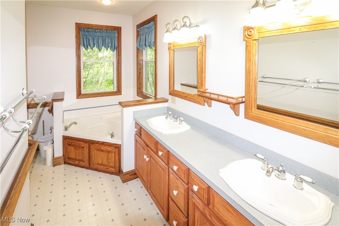 5280 Kapok Drive, Medina, Ohio image 25