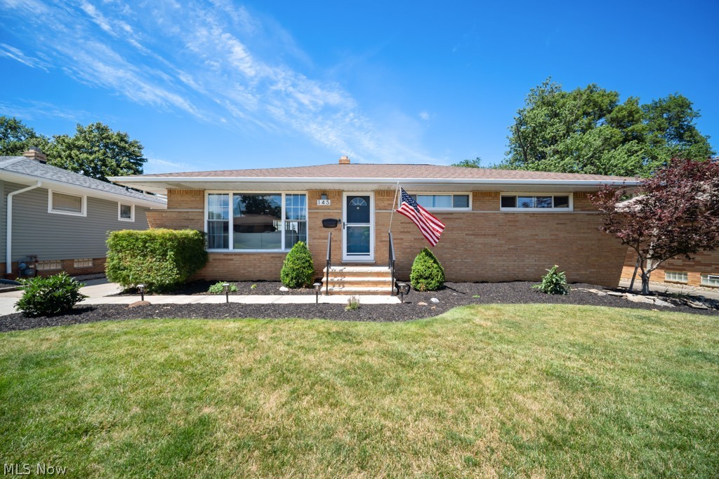 145 E Englewood Drive