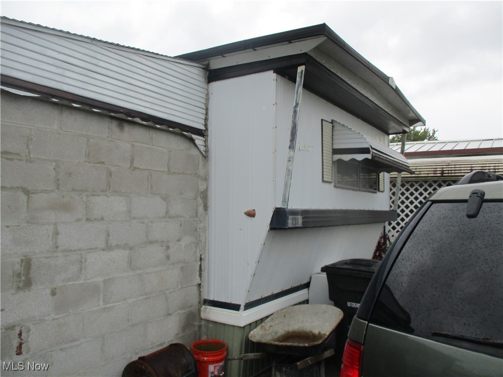 Seller has Taken Carport/Patio area and has Transformed it into a Block Addition used for Work Space or Possibly used to be Dry Walled for Additional Living Space*In Suite Laundry* Full Bath and 2 Bedrooms*New Furnace and Water Tank*Easy to Show*