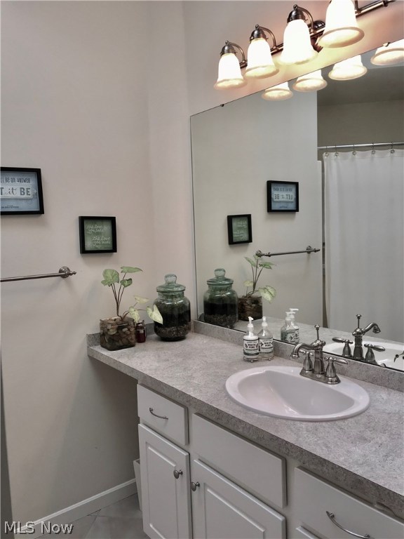 Villas/Tippecanoe Woods Condos - Residential