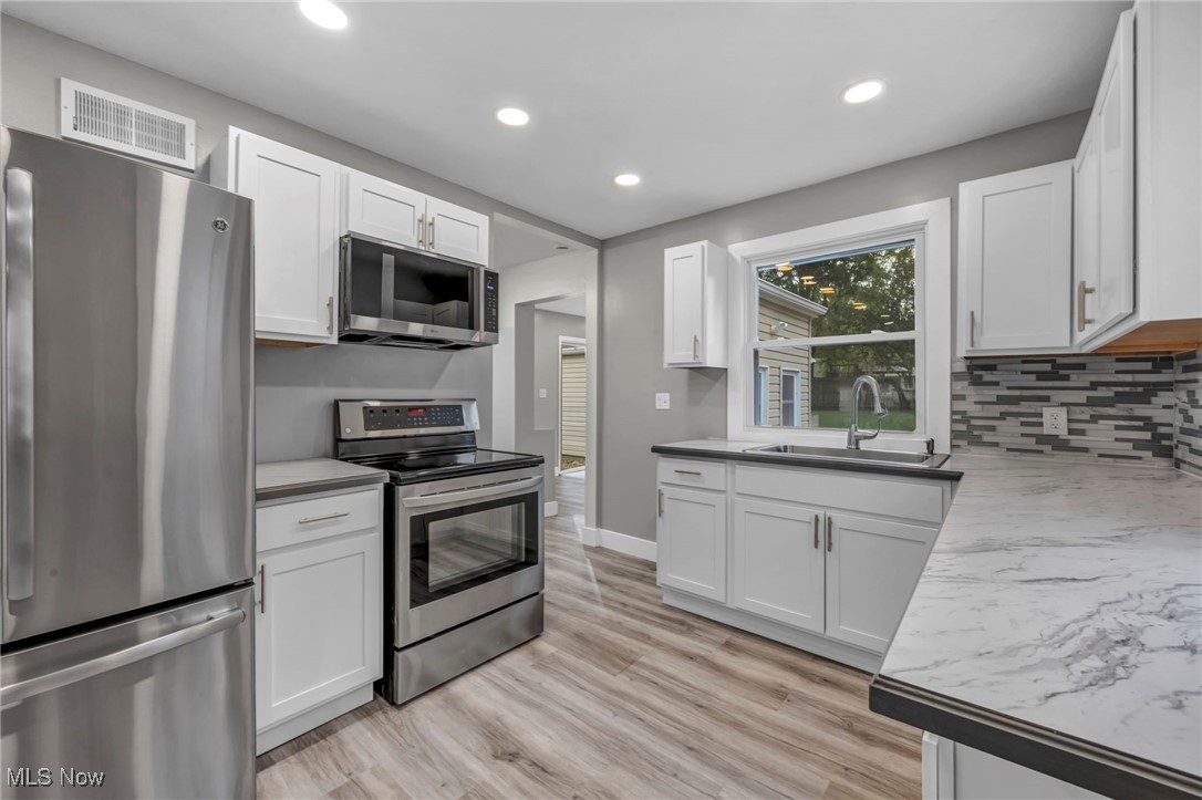 Akers Dellenberger - Residential