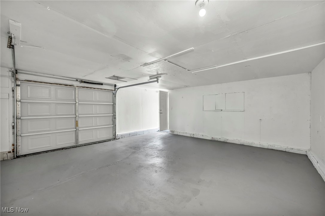 Akers Dellenberger - Residential