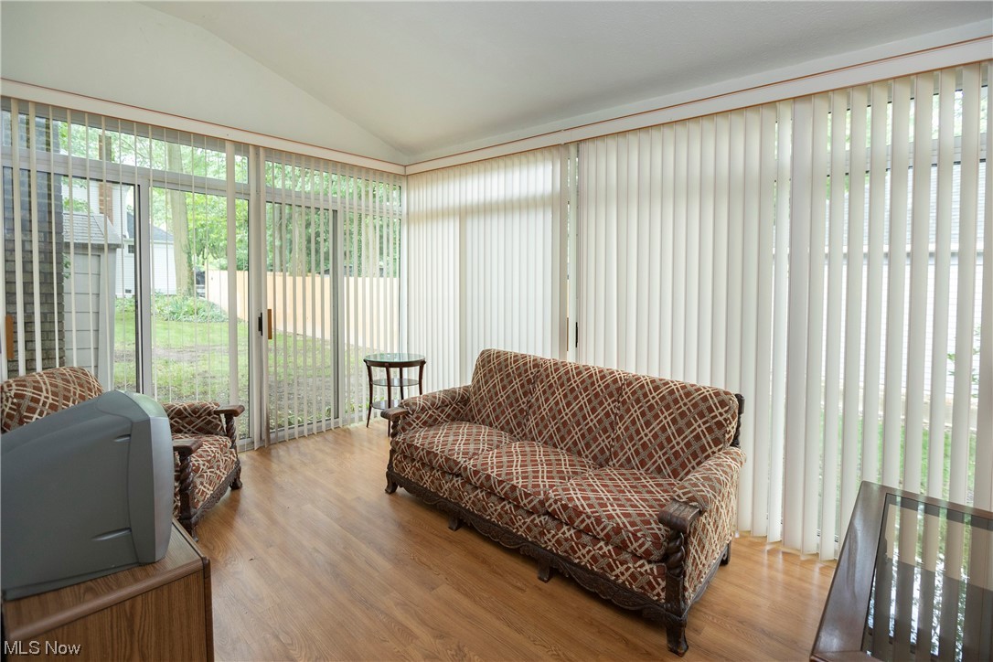 Settler's Reserve - Residential