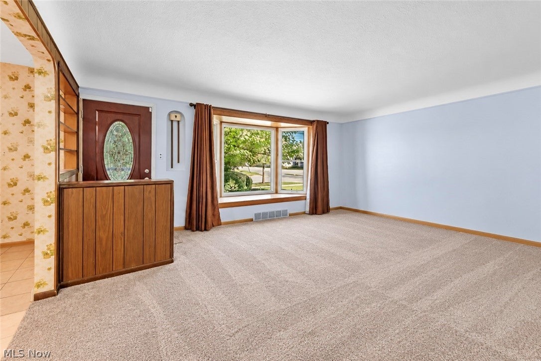 6009 Biddulph Road