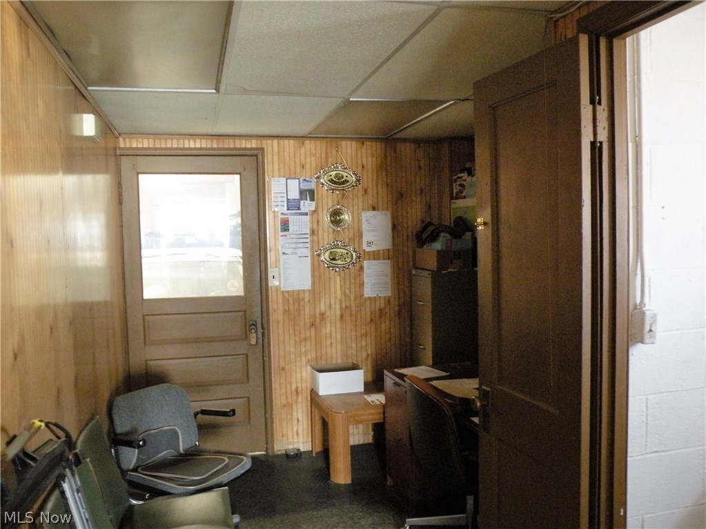 Leonard Cases Sub - Commercial Sale