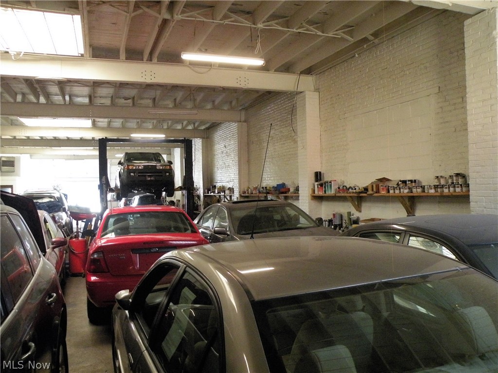 Leonard Cases Sub - Commercial Sale