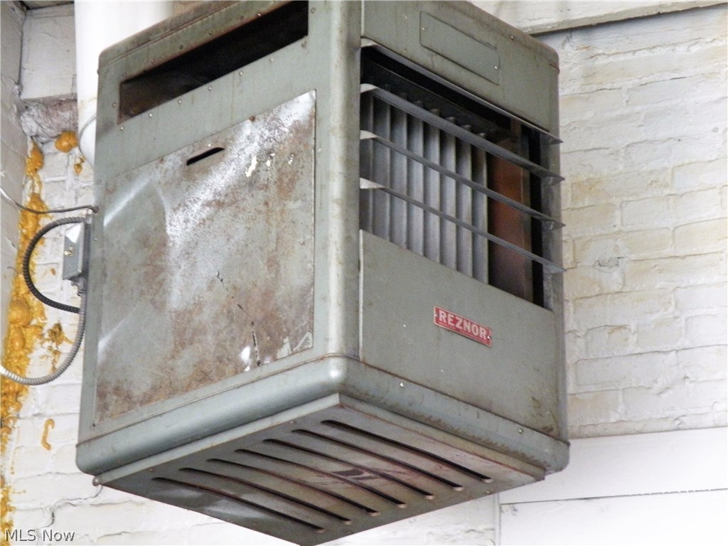 Leonard Cases Sub - Commercial Sale