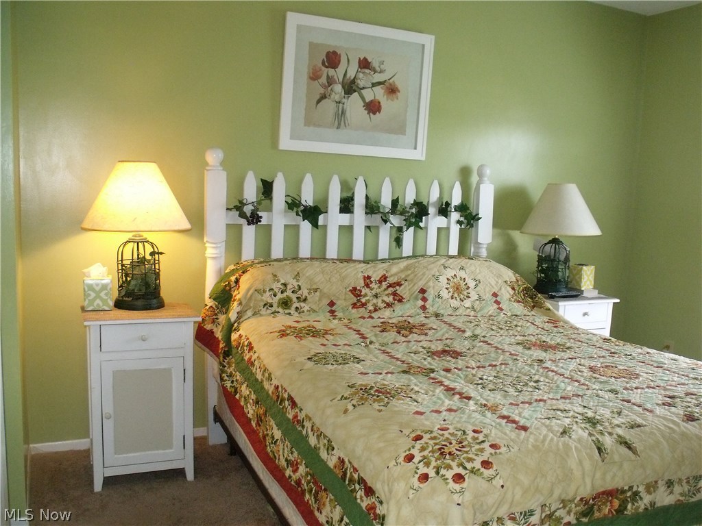 Carriage House Condo Ph II - Residential