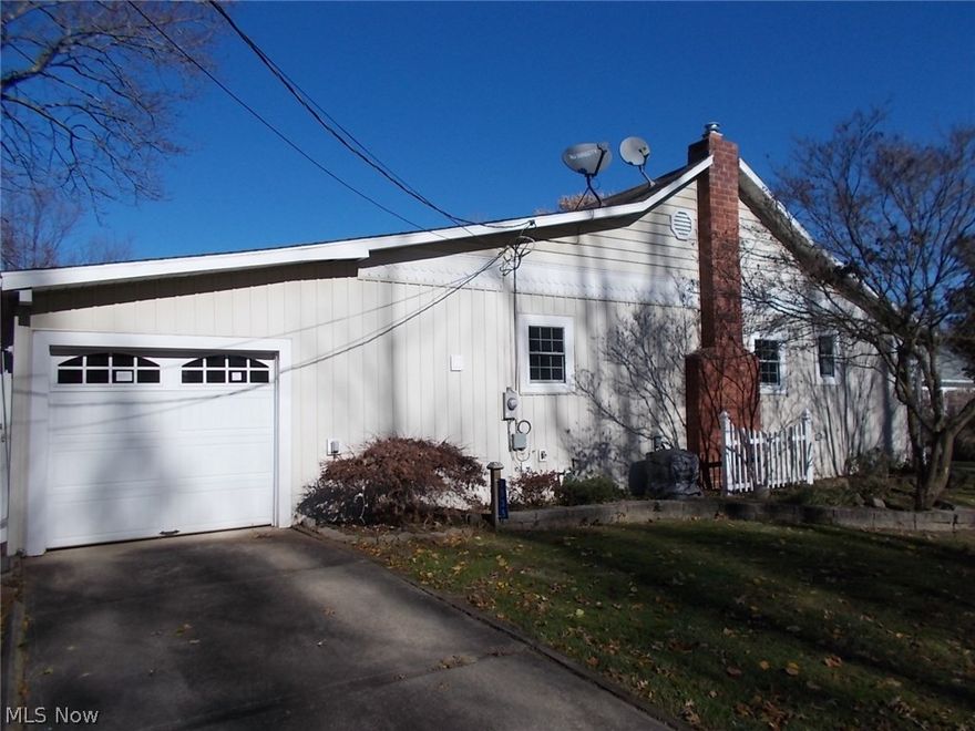 One floor living in this 2 bedroom, 2 full bath ranch home with open floor plan. There is an enclosed deck, 1 car attached garage and a 2+ detached garage. Fenced area behind the house but don't let that fool you. This property is 1.65 acres.  Laundry hookups are on the main floor. To be sold AS IS. Seller will NOT pay for any inspections or repairs. Buyer is responsible for due diligence inquiry of all property information. Any room sizes are approximate and not guaranteed. Condition of any appliances are not warranted.  All bids are sealed for the first 10 days of the listing and limited to Owner Occupant Buyers Only.  If no offer is accepted on the 11th day then bids are opened daily.  Sealed Bidding Period ends on 12/14/17 at 11:59pm.  Exclusive Owner Occupant period ends on 12/19/17.  If no offer is accepted then all bidders offers will be considered on a daily basis. Closing agent of Buyers choice.  FHA Financing subject to Buyer's Appraisal (IE - Insured Escrow)