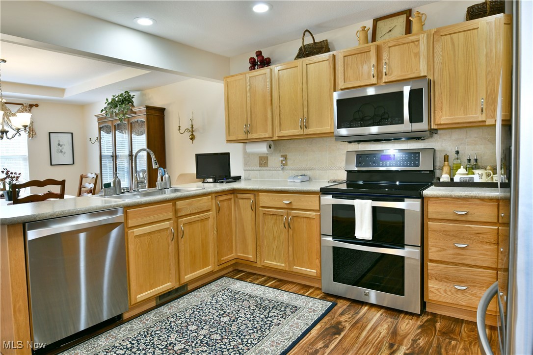 1045 Villa Place, Girard, Ohio image 17
