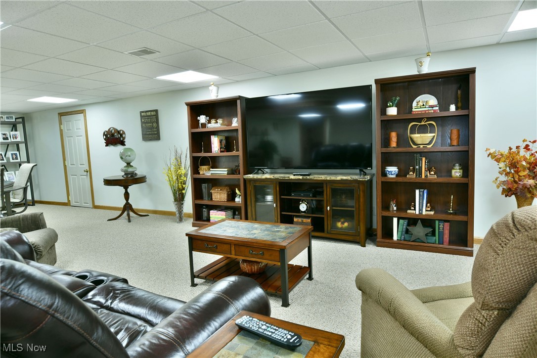 1045 Villa Place, Girard, Ohio image 39