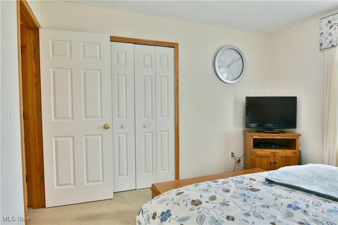 1045 Villa Place, Girard, Ohio image 29