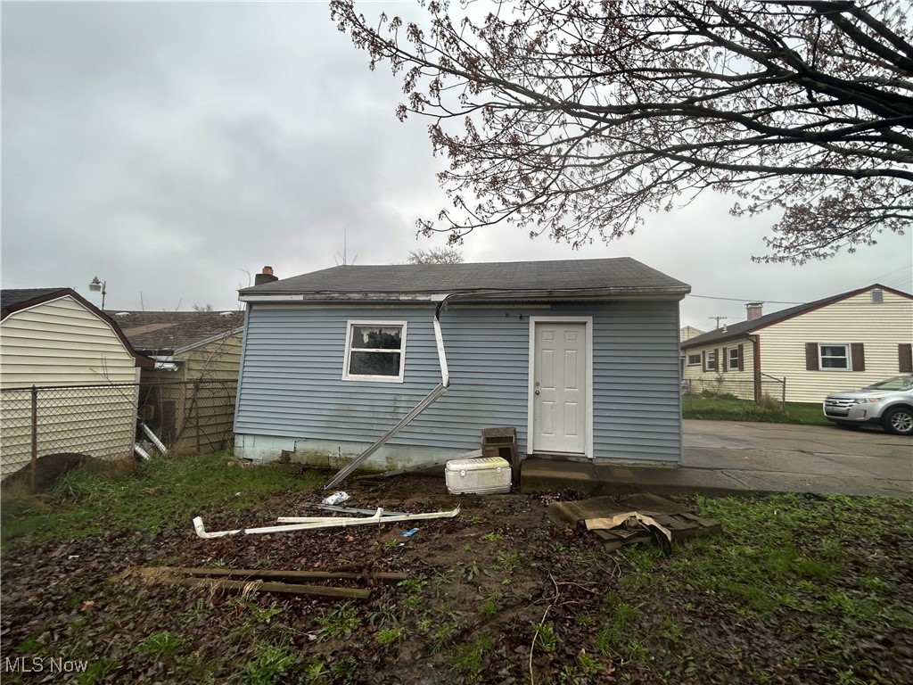 2424 Mccartney Road, Youngstown, Ohio image 8