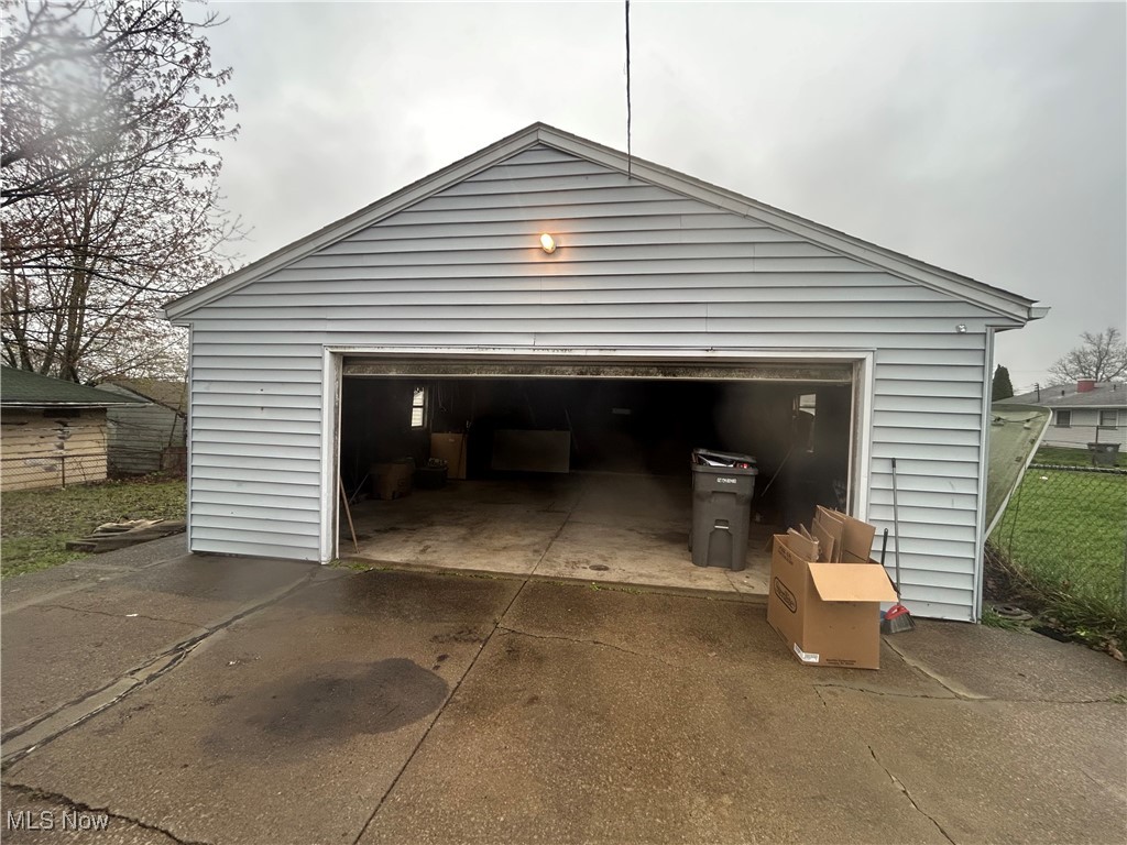 2424 Mccartney Road, Youngstown, Ohio image 9