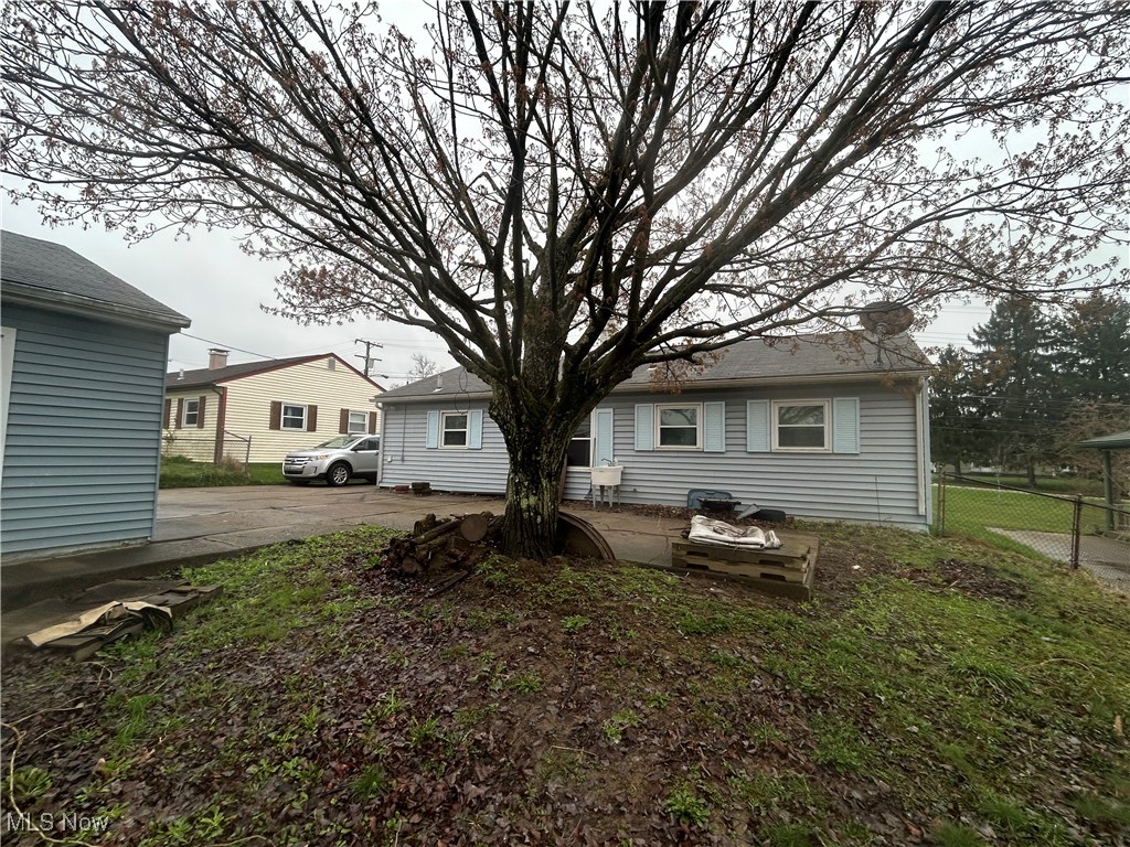 2424 Mccartney Road, Youngstown, Ohio image 7