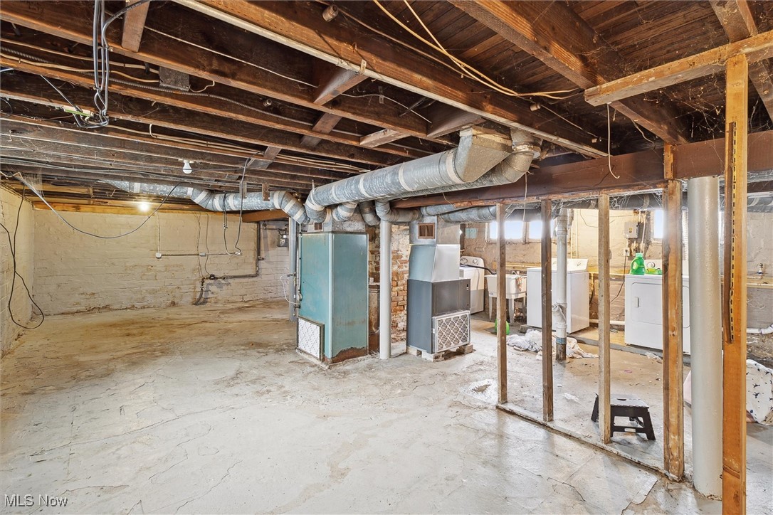 W E Amblers - Residential Income