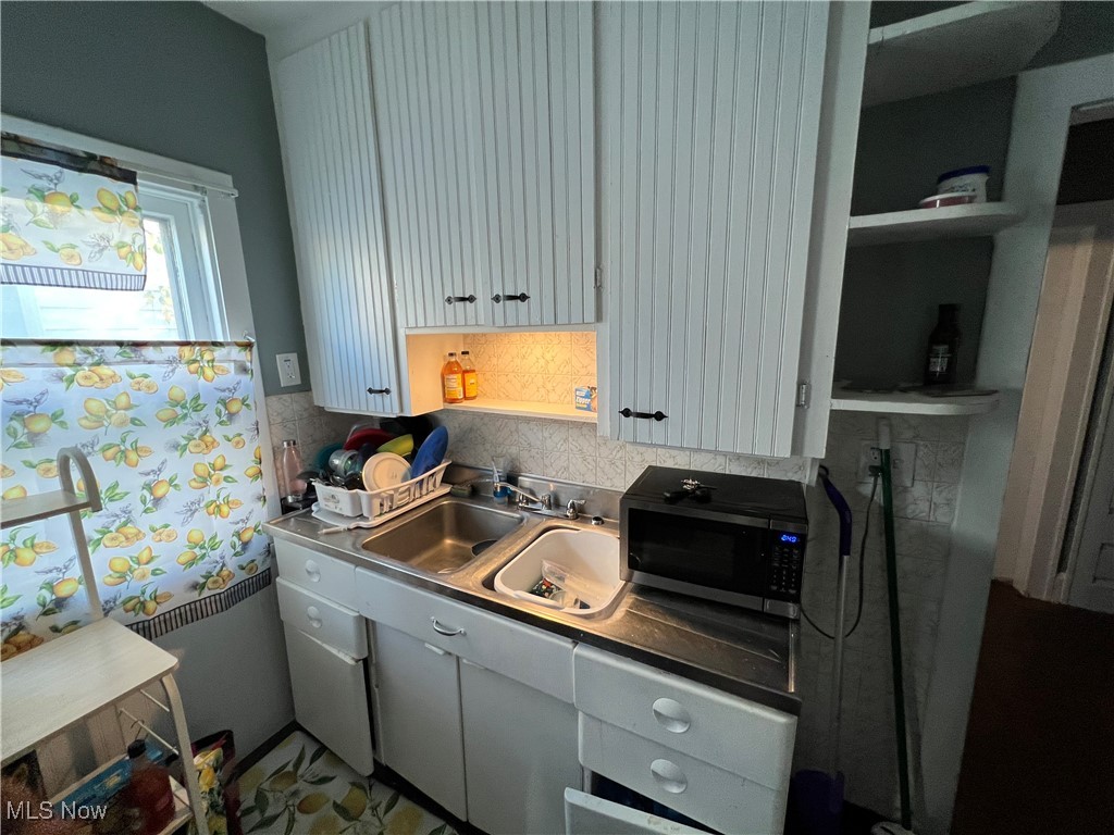 W E Amblers - Residential Income