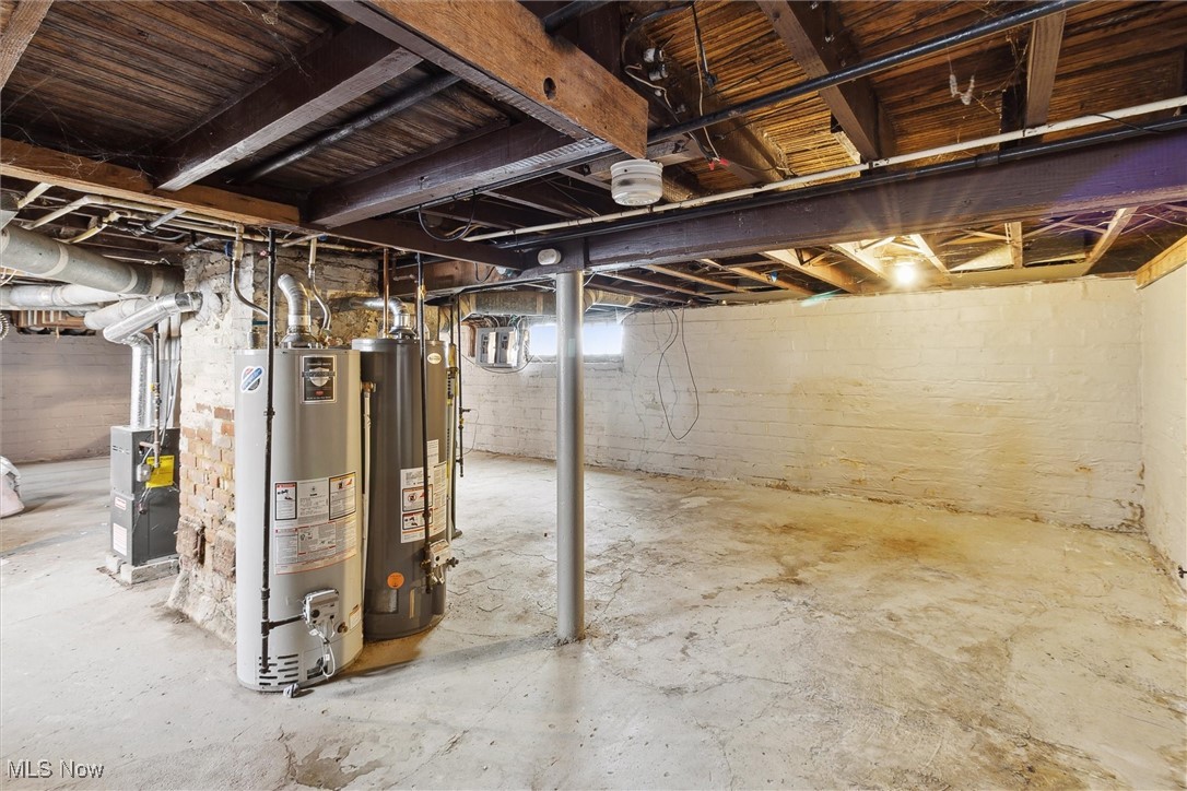 W E Amblers - Residential Income