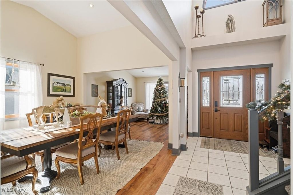 Photo of 5315 Sycamore Hill Drive, New Middletown, OH 44442 (MLS # 5180624)