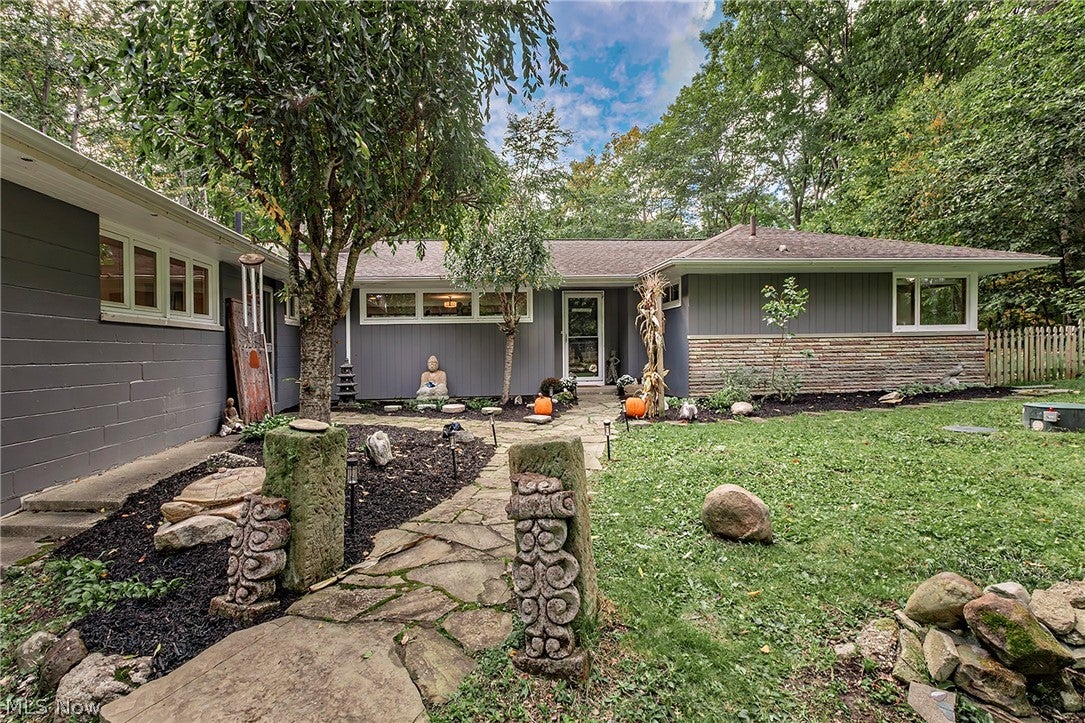 8165 Chagrin Mills Road