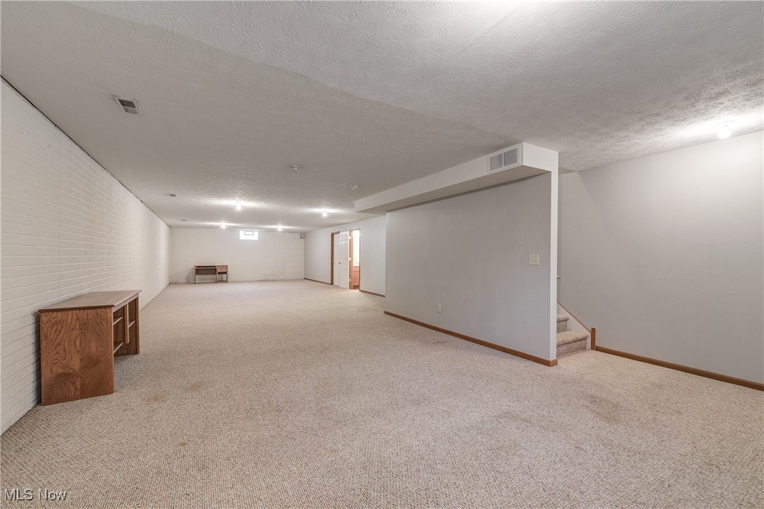 1111 Park Avenue, Amherst, Ohio image 34