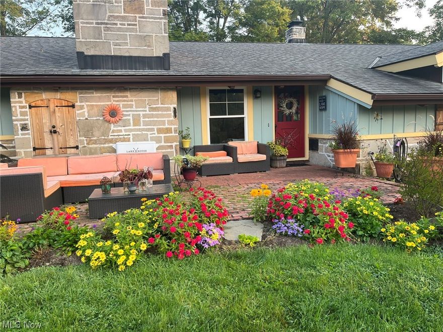 This Frank Lloyd Wright inspired Ranch has been totally updated inside with new Windows, Flooring, Electrical, Two New baths and a tremendous new kitchen open to a wonderful vaulted Great room with views to the main lake at Lake Louise. It also has views to a lovely back yard with patio for entertaining both in the front and back yards. The kitchen has been redone top to bottom with beautiful cabinets, SS appliances, ceramic tile floors and open to breakfast area and open to first floor living. All new flooring throughout. Charming wood beams, built in cabinets, and the old stone fireplace adds so much character to this home. The sunroom with walls of glass open to the kitchen and patio offering gas heat and tile floors. The Master suite has its own private bath with tile shower, closets and double doors to back patio. Two lovely bedrooms and a Main bath off hall totally updated with tile, double sinks and tub/shower. The exterior of the house has been updated, new gutters, exterior pa