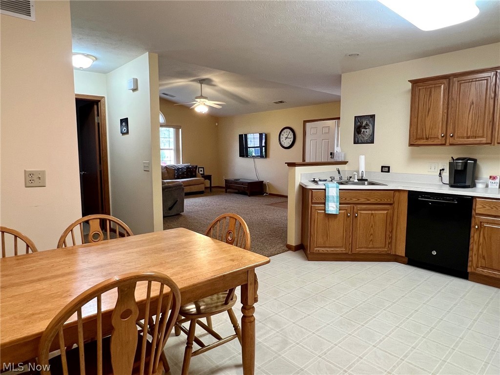 Greens/Vlgs/Wetherington Condo - Residential