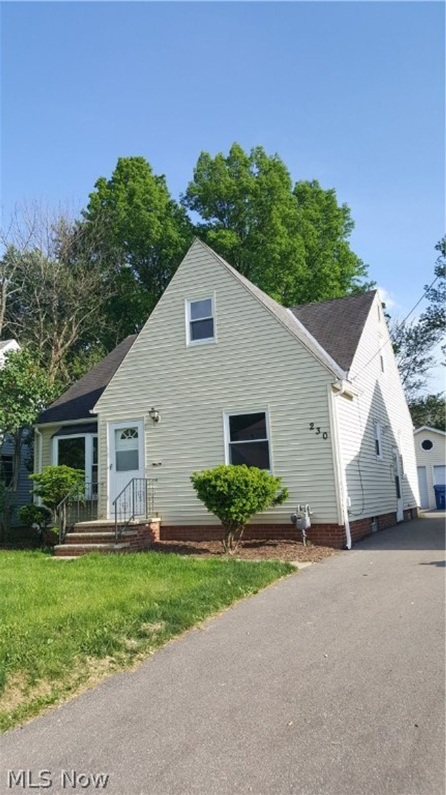 You need to see this amazing home that has been completely renovated from top to bottom, nothing to do here but move in your furniture. Modern updates throughout!! the kitchen come complete with  stainless steal appliances and ceramic tile!! Located close to shopping, highways, schools, restaurants, college and the Berea Fairgrounds.  Did I mention the Berea Recreation Complex which offers a low cost membership for residents!!   This one is a must see!!