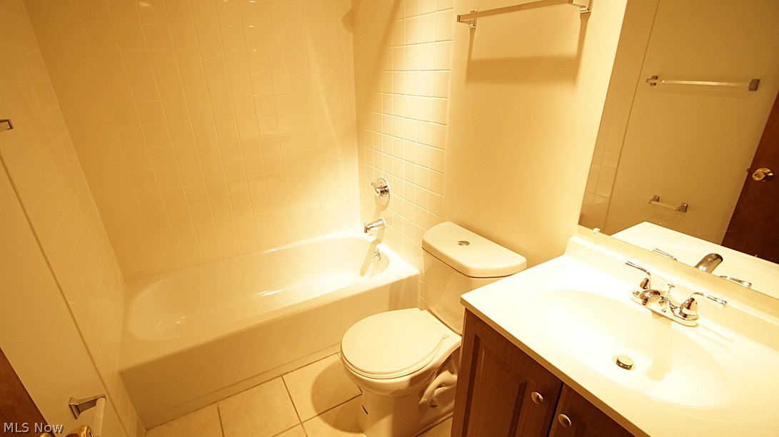 M E Clarks - Residential