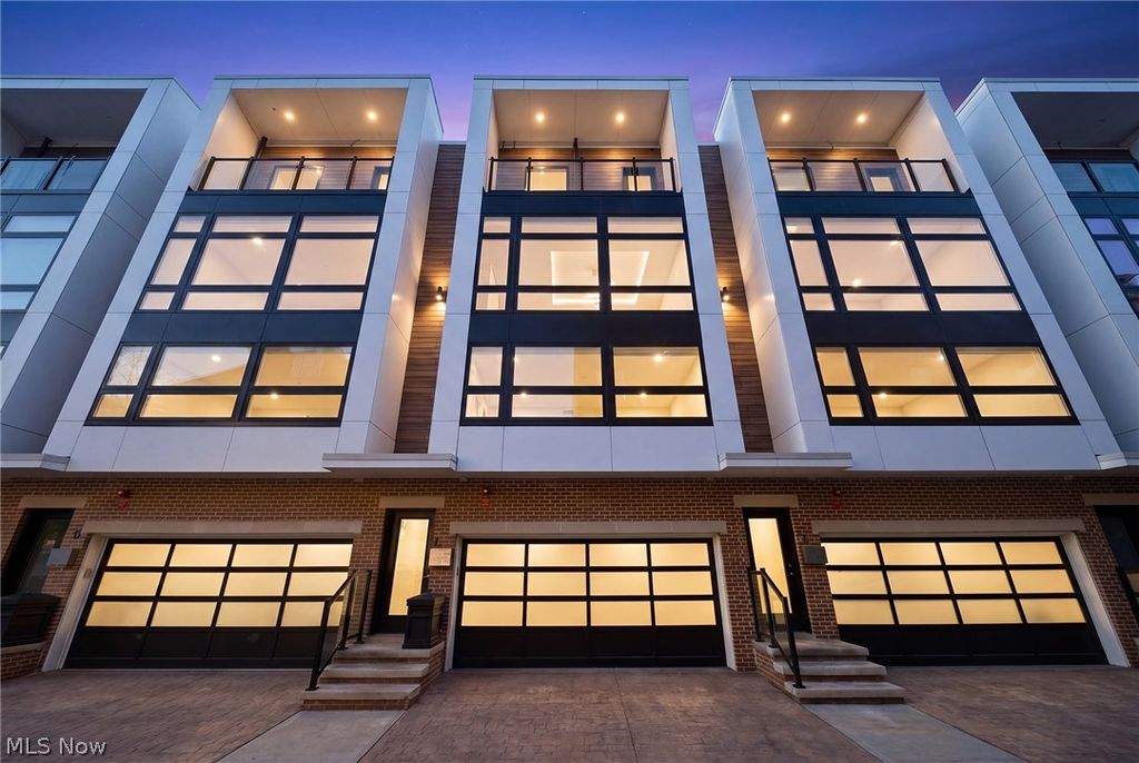 Photo of 3114 Vine Court, Cleveland, OH 44113 (MLS # 5199552)