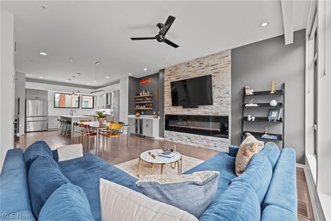 Tiny photo for 3114 Vine Court, Cleveland, OH 44113 (MLS # 5199552)