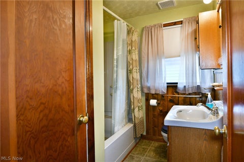 Tiny photo for 1346 Riverview Street NW, Warren, OH 44485 (MLS # 5256268)