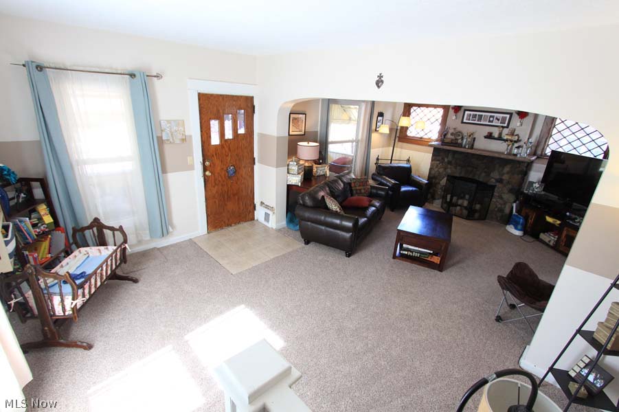 Hawthorne Estates - Residential Lease