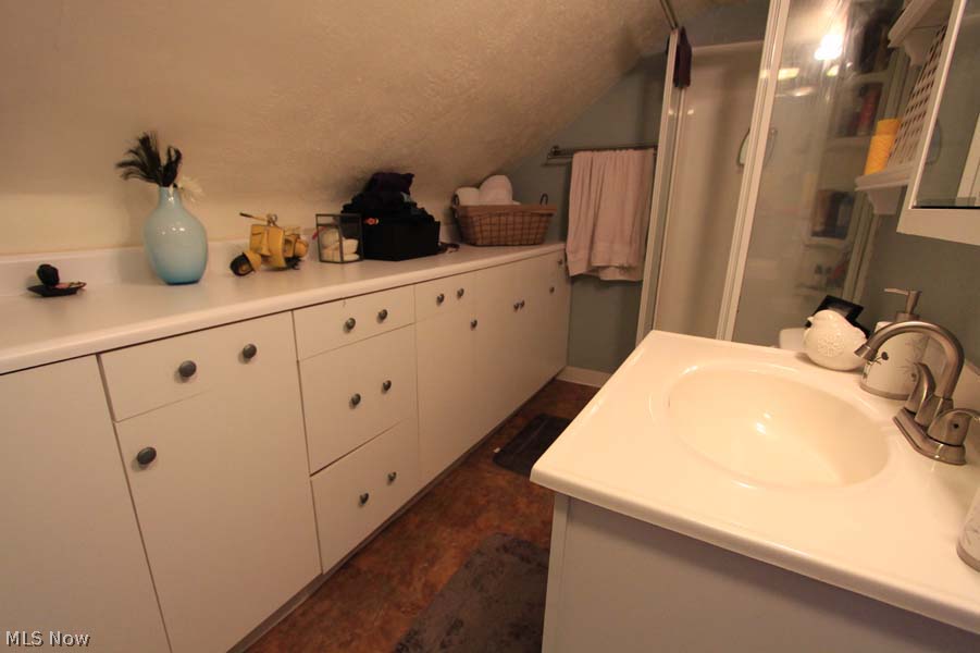 Hawthorne Estates - Residential Lease