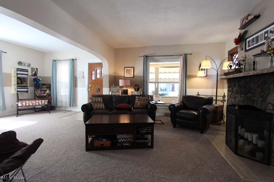 Hawthorne Estates - Residential Lease