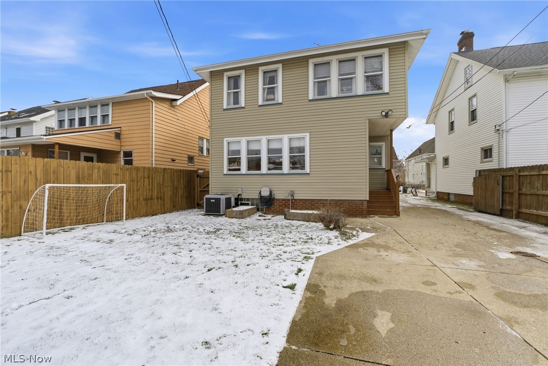 Daniel Webb 02 - Residential