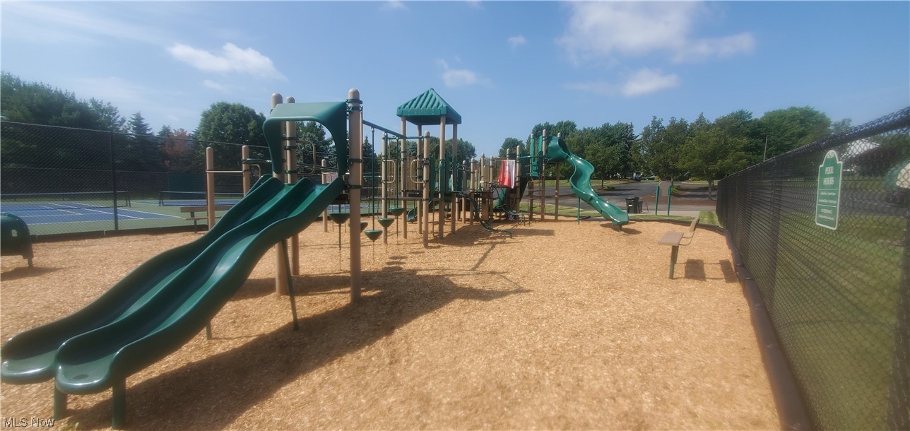 Royal Clusters At Kingsbury Trace Ph 1 - Residential